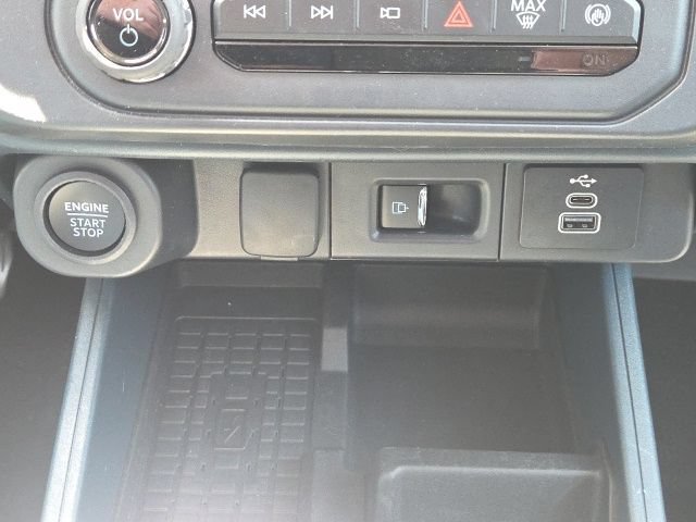 Certified 2025 Ford Maverick Tremor AWD/4WD image 29