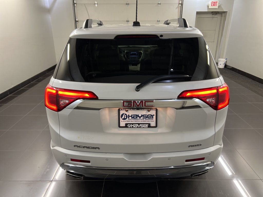 Used 2019 GMC Acadia Denali w/ Technology Package image 3