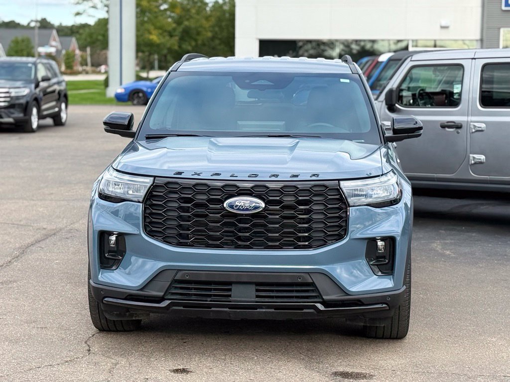 Certified 2026 Ford Explorer ST-Line AWD/4WD image 32