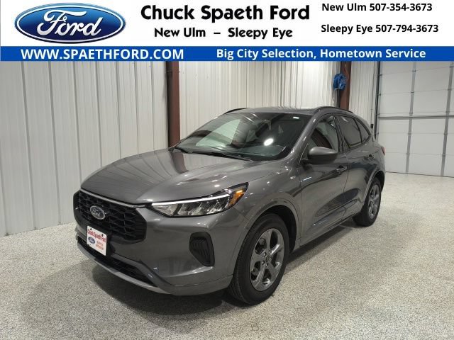 Certified 2024 Ford Escape ST-Line w/ Tech Pack #1 AWD/4WD image 1
