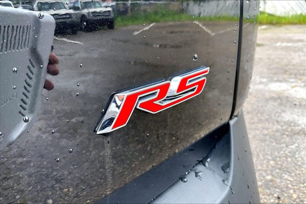 Used 2022 Chevrolet Traverse RS FWD image 8