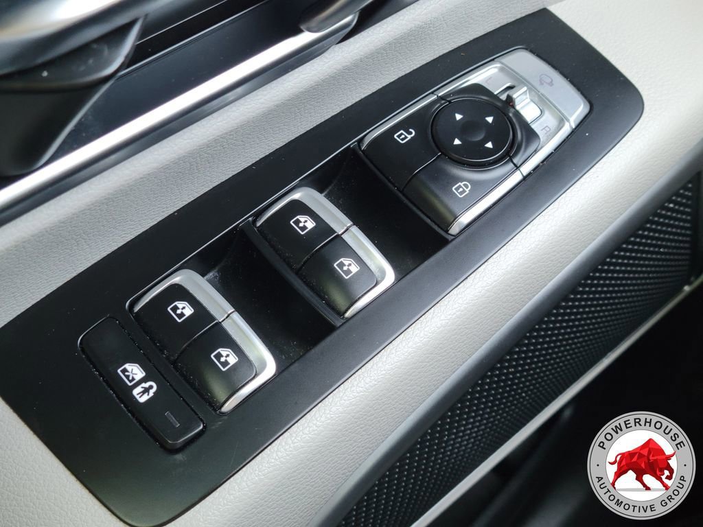 Used 2024 Kia Telluride EX w/ EX Captain's Chair Package image 30