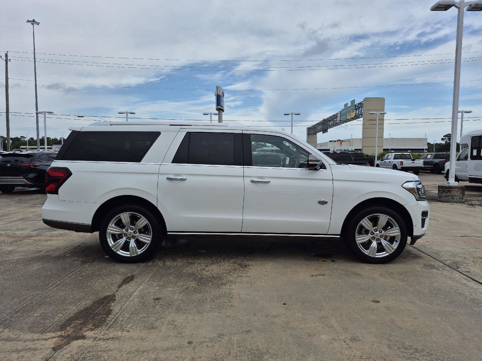 Certified 2022 Ford Expedition Max King Ranch AWD/4WD image 19