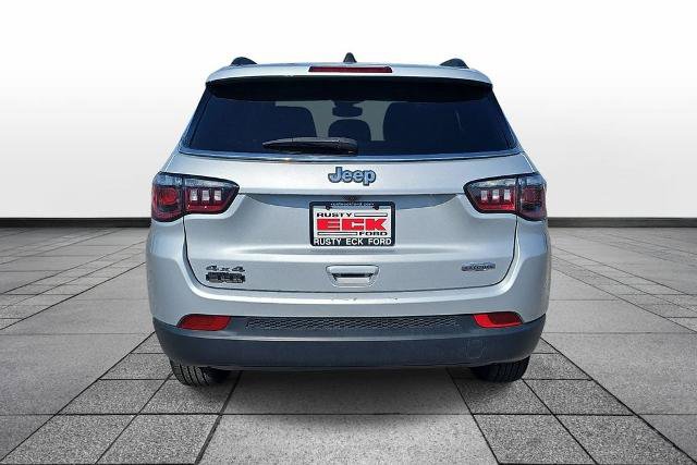 Used 2024 Jeep Compass Latitude AWD/4WD image 6