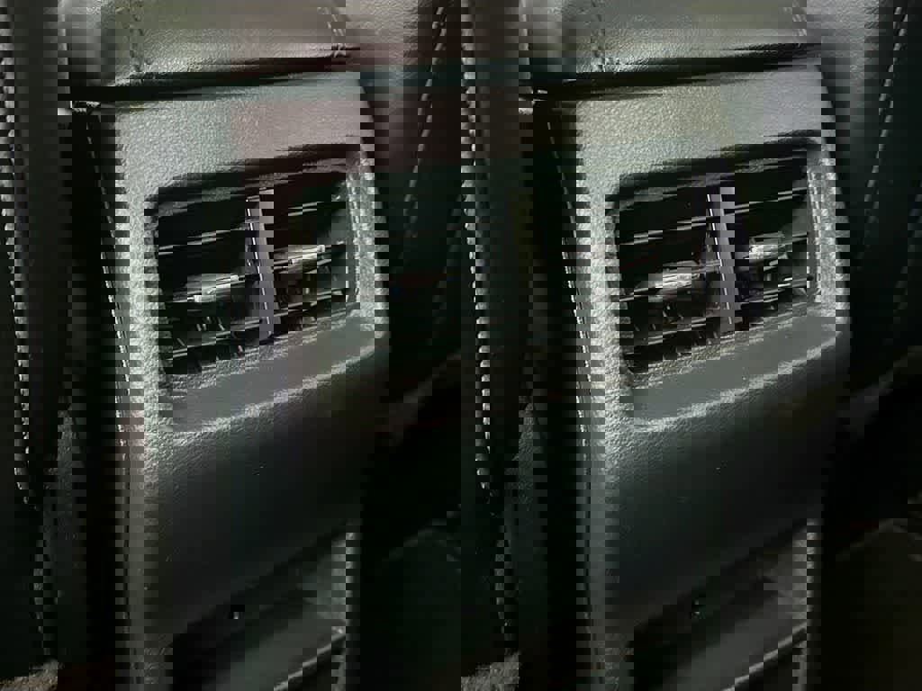 Certified 2022 Ford Edge SEL image 12