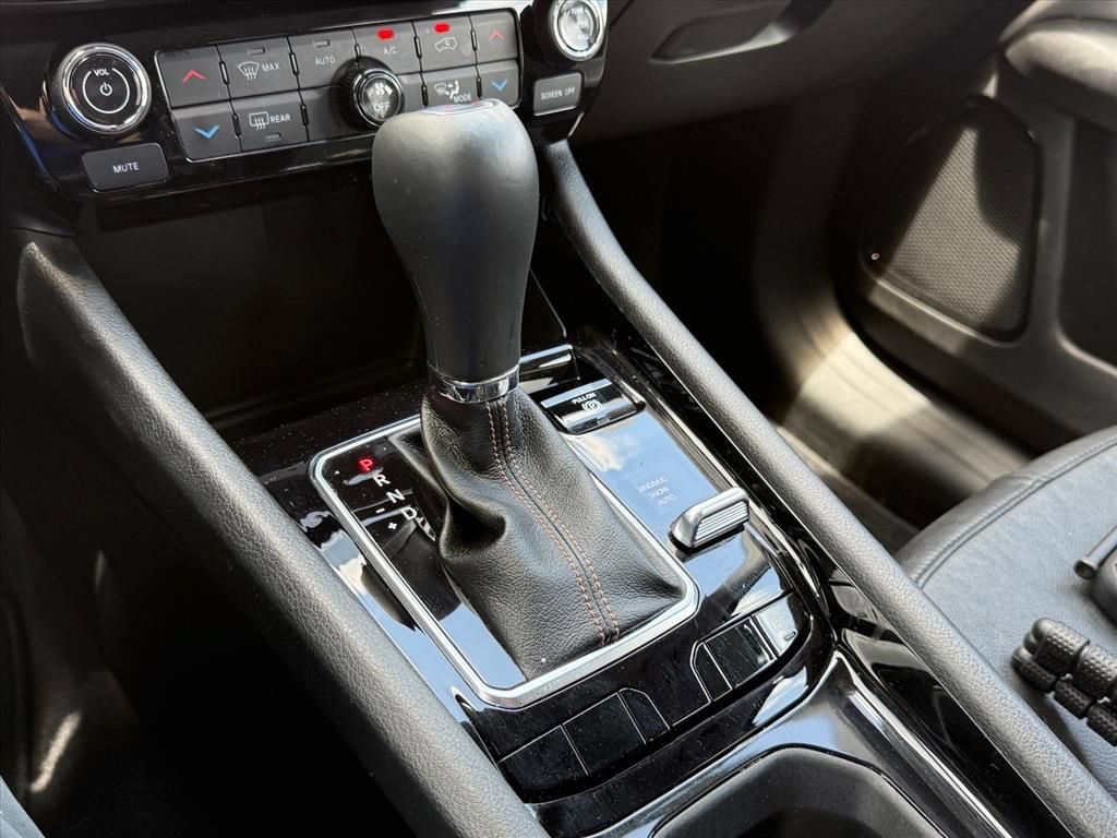 Used 2022 Jeep Compass Limited AWD/4WD image 18