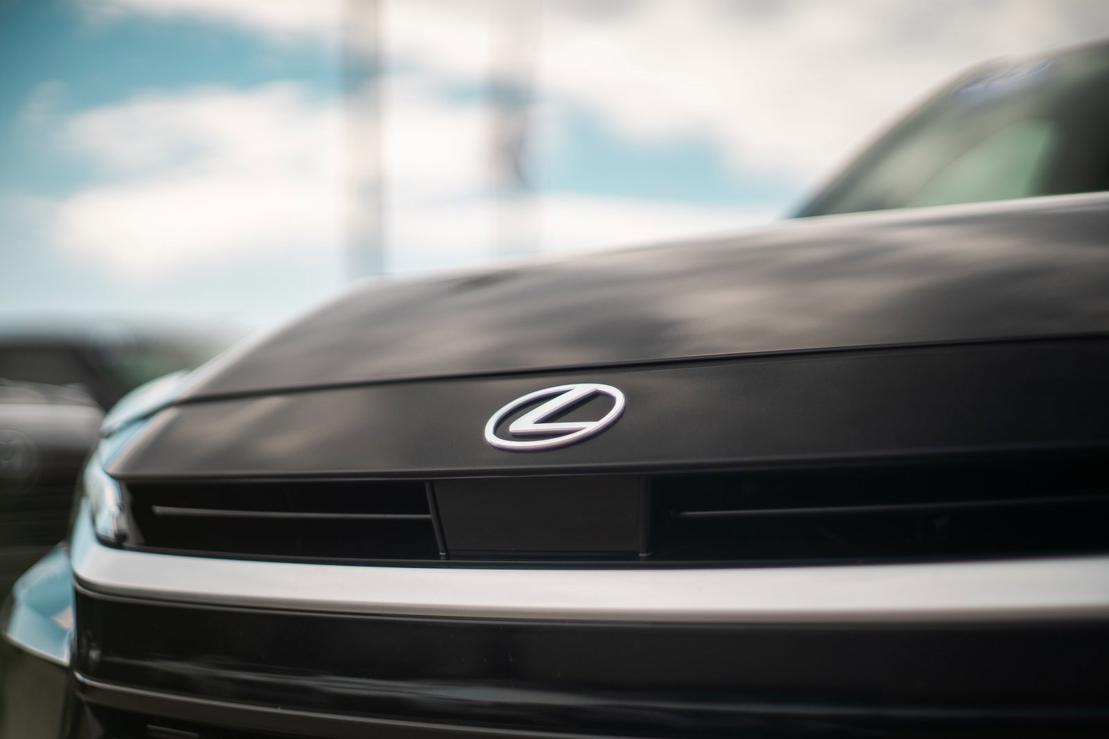 Used 2025 Lexus TX 500h 500h F SPORT Premium image 19