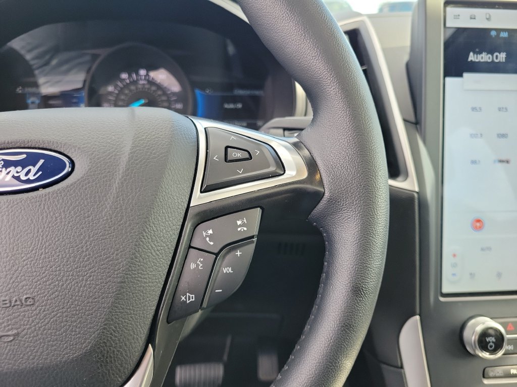 Certified 2024 Ford Edge SEL w/ Convenience Package AWD/4WD image 25