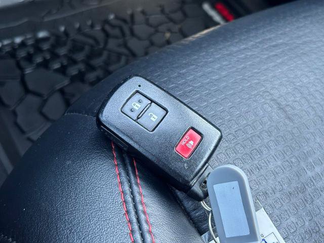Used 2020 Toyota Tacoma TRD Pro AWD/4WD image 26