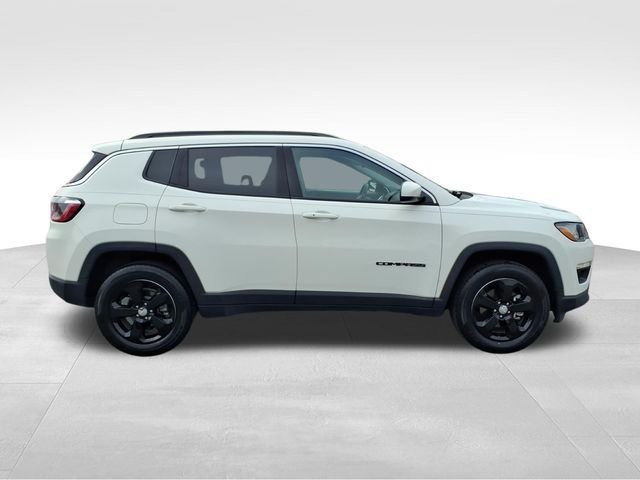 Used 2019 Jeep Compass Latitude w/ Popular Equipment Group AWD/4WD image 14