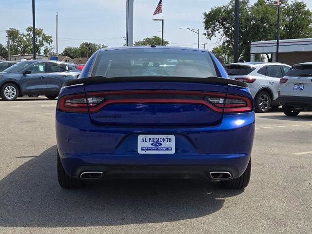 Used 2021 Dodge Charger SXT w/ Blacktop Package image 13