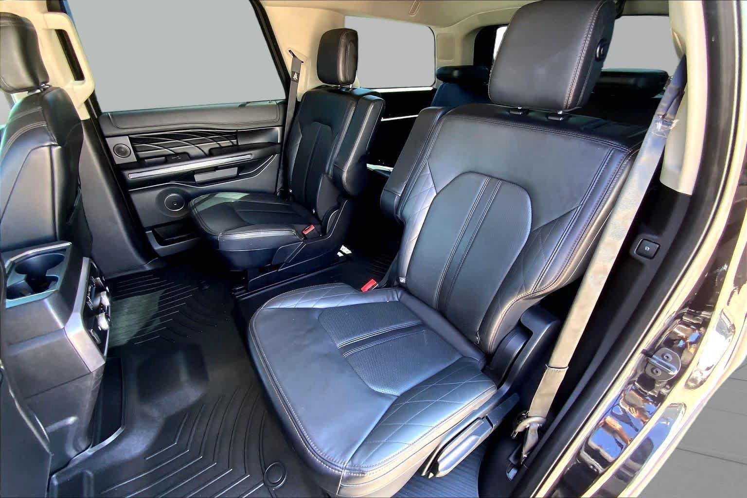 Certified 2019 Ford Expedition Platinum RWD image 38