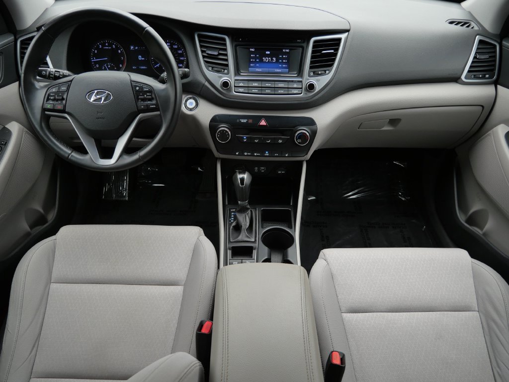 Used 2017 Hyundai Tucson Sport AWD/4WD image 15