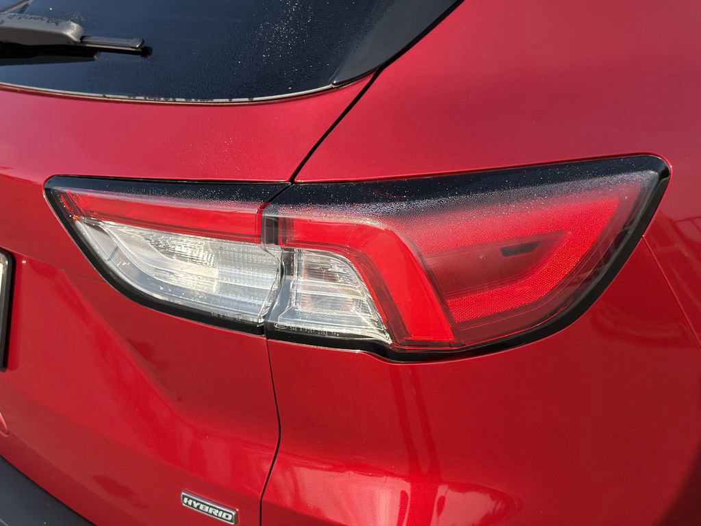 Certified 2022 Ford Escape Titanium w/ Titanium Elite Package image 9