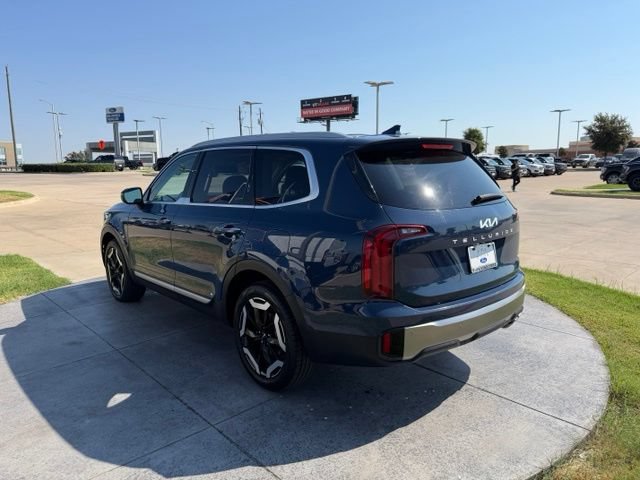Used 2025 Kia Telluride S AWD/4WD image 5
