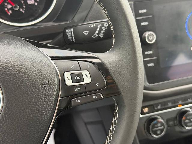Used 2021 Volkswagen Tiguan SE FWD image 16