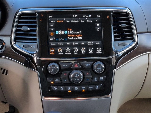 Used 2021 Jeep Grand Cherokee Overland w/ Trailer Tow Group IV image 18