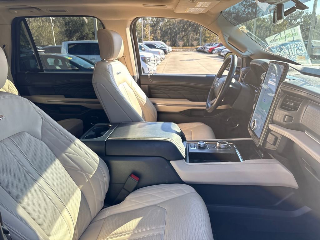 Certified 2023 Ford Expedition Max Platinum image 29