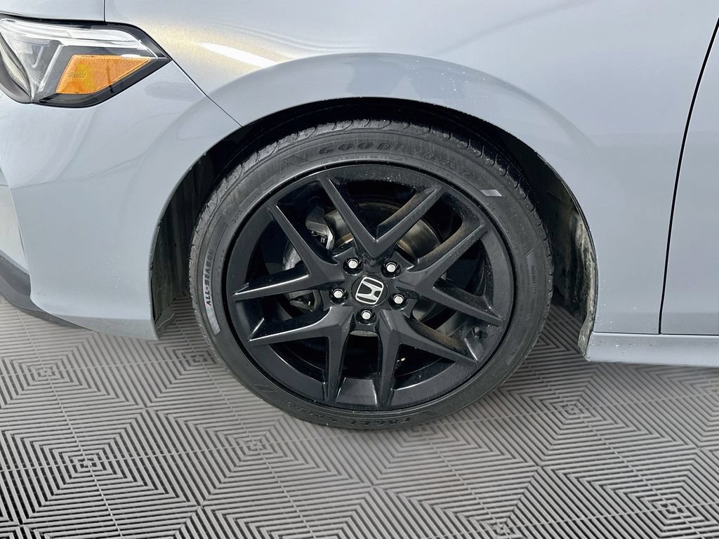 Used 2025 Honda Civic Sport image 27