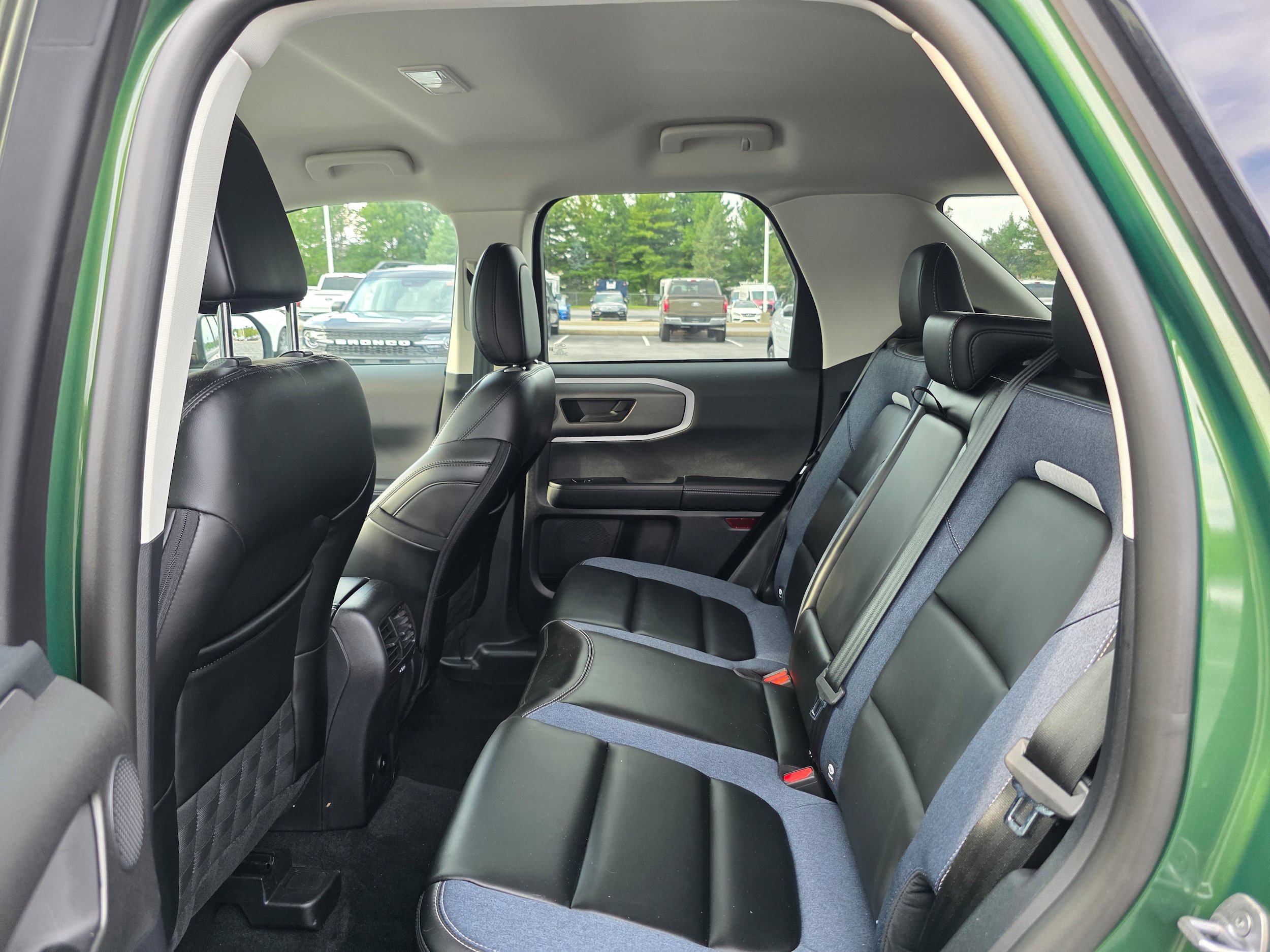 Certified 2025 Ford Bronco Sport Outer Banks w/ Outer Banks Tech Package+ AWD/4WD image 10