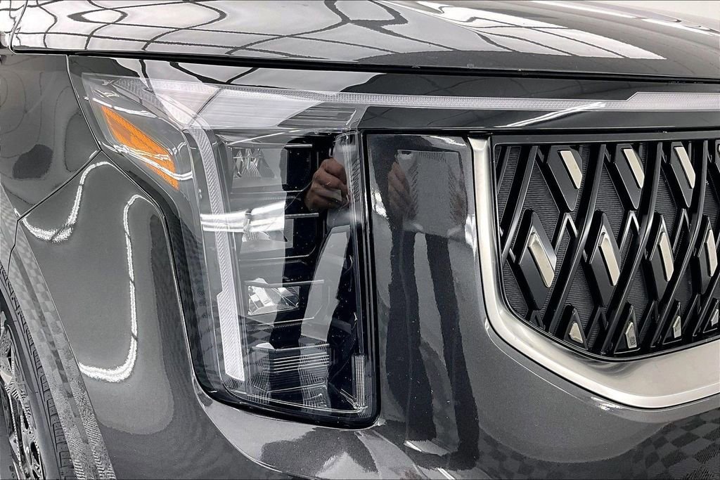 Used 2025 Kia Carnival LXS image 30