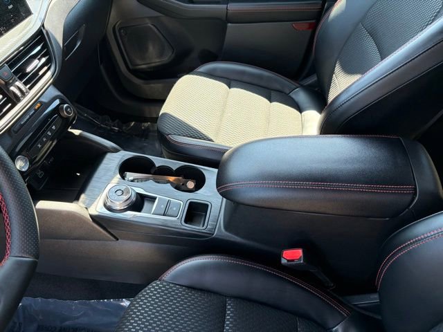 Certified 2024 Ford Escape ST-Line w/ Tech Pack #1 AWD/4WD image 19