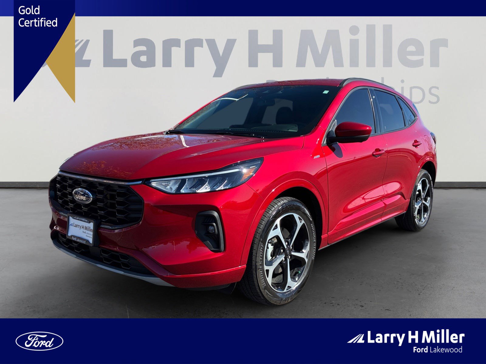 Certified 2023 Ford Escape ST-Line Select w/ Tech Pack #2 image 1