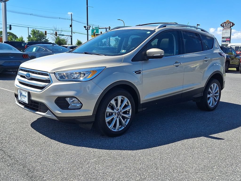 Certified 2017 Ford Escape Titanium AWD/4WD image 3