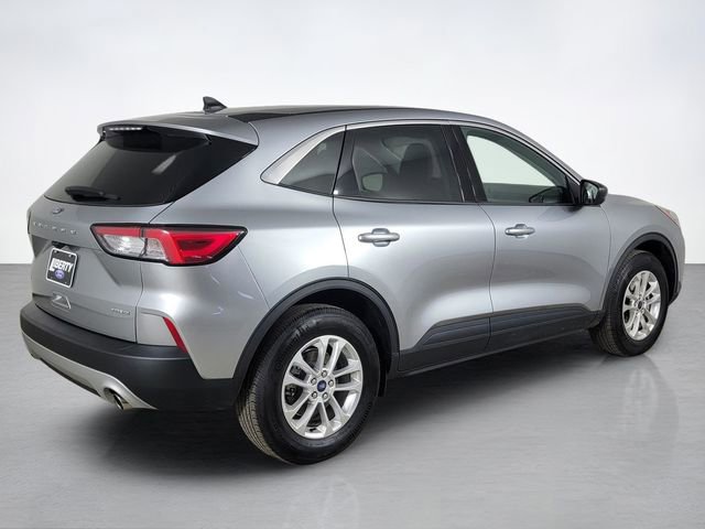 Certified 2022 Ford Escape SE w/ Convenience Package AWD/4WD image 3