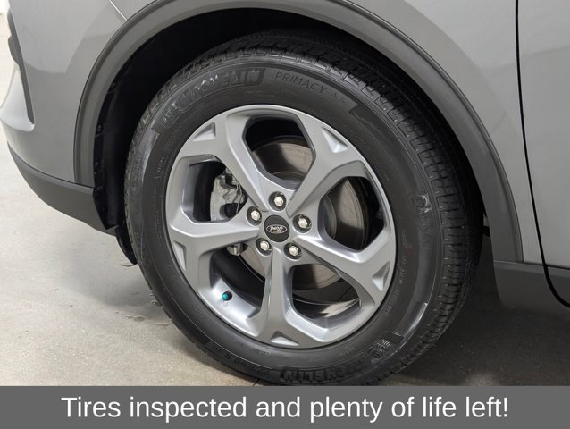 Certified 2025 Ford Escape ST-Line w/ Cold Weather Package FWD image 2