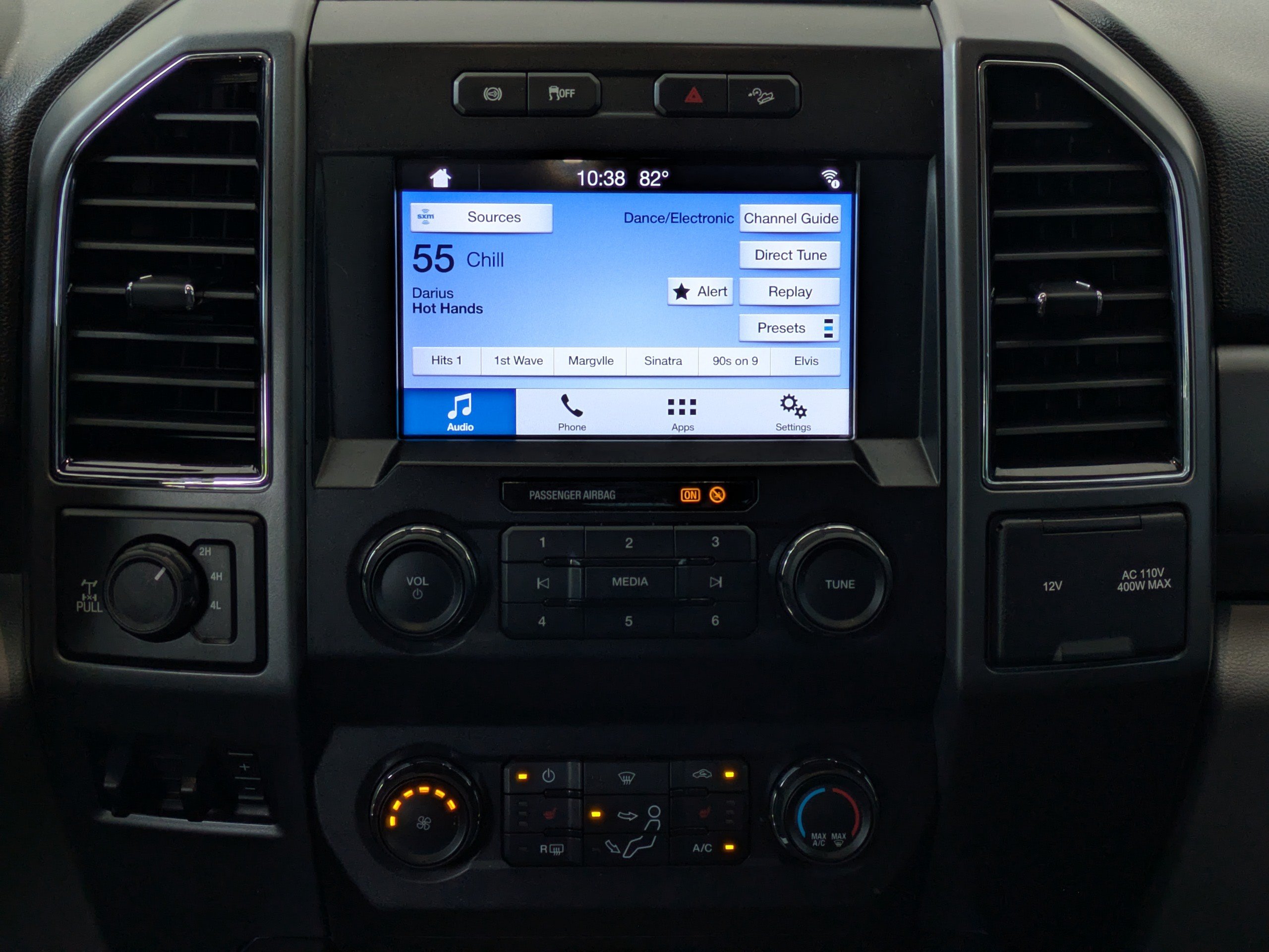 Certified 2019 Ford F350 XLT w/ XLT Premium Package AWD/4WD image 18