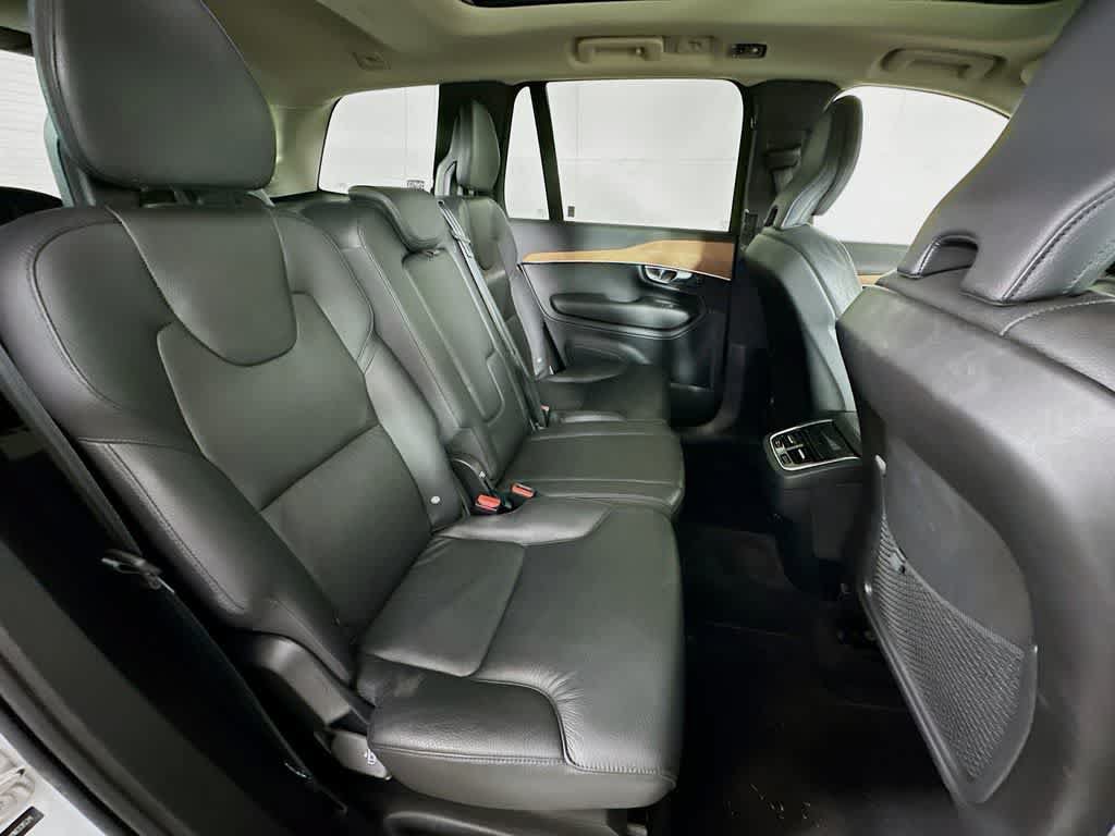 Used 2022 Volvo XC90 T6 Momentum w/ Protection Package Premier AWD/4WD image 32