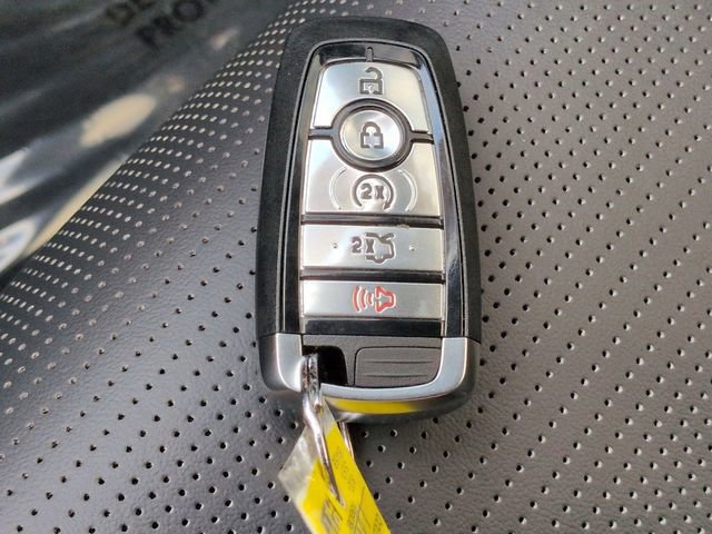 Certified 2025 Ford Mustang Premium image 27