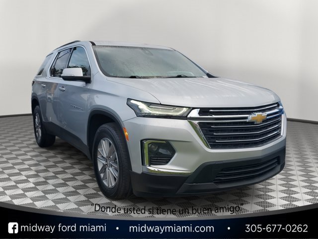Used 2022 Chevrolet Traverse LT image 1