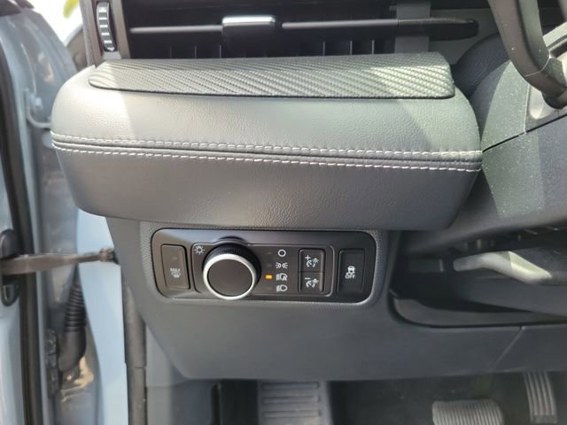 Certified 2024 Ford Mustang Mach-E Select RWD image 27