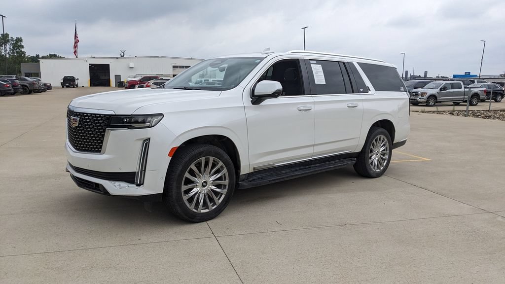 Used 2022 Cadillac Escalade ESV Premium Luxury AWD/4WD image 7