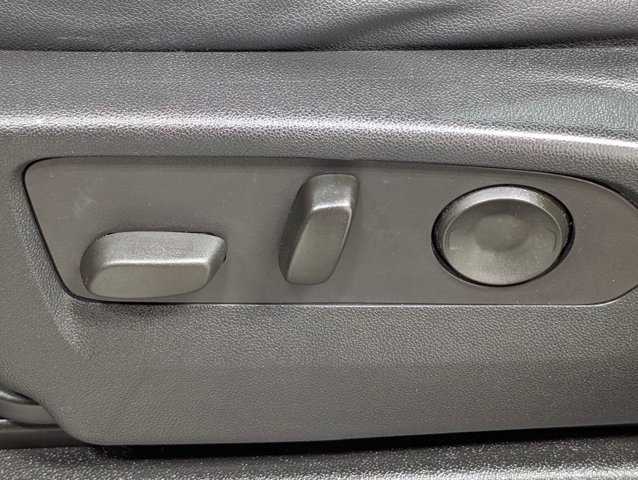 Used 2022 Chevrolet Tahoe Z71 AWD/4WD image 13