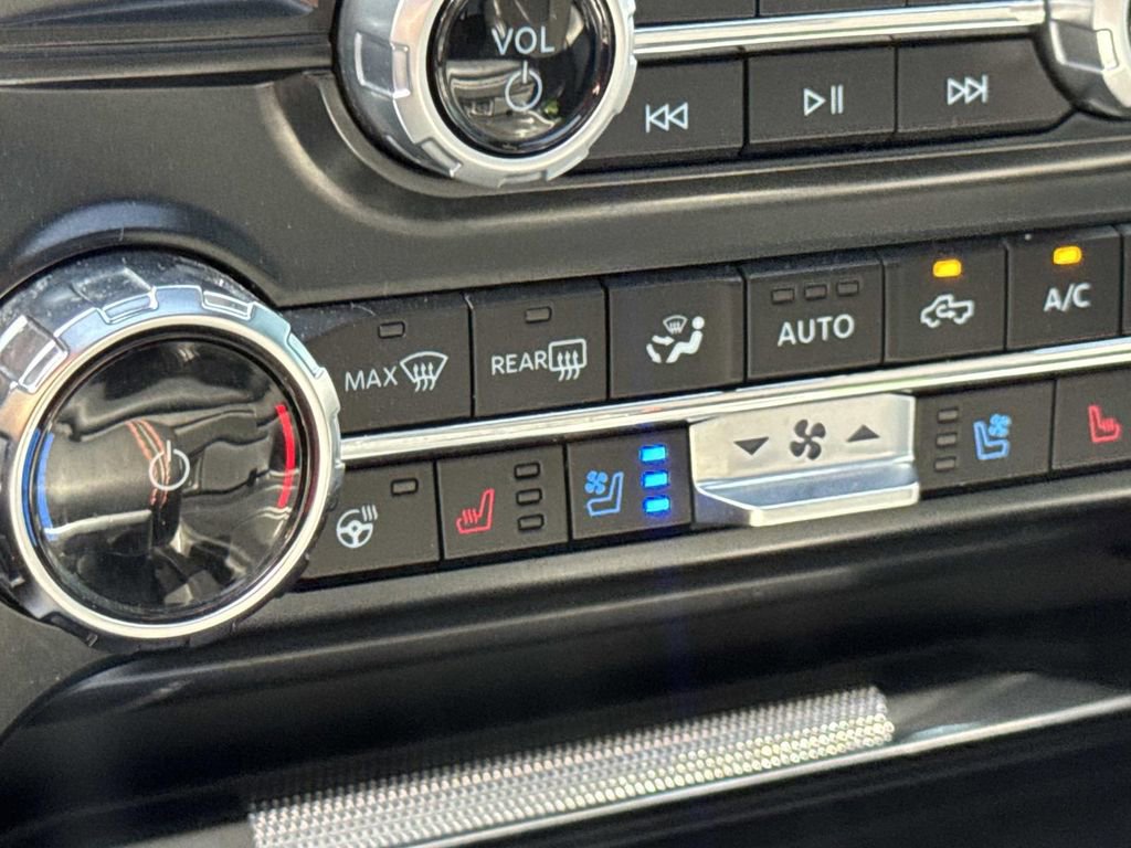 Certified 2025 Ford F150 Raptor AWD/4WD image 30