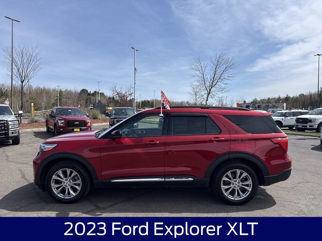Certified 2023 Ford Explorer XLT w/ Equipment Group 202A AWD/4WD image 10