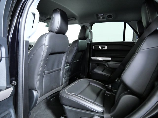 Certified 2023 Ford Explorer XLT w/ Equipment Group 202A AWD/4WD image 14