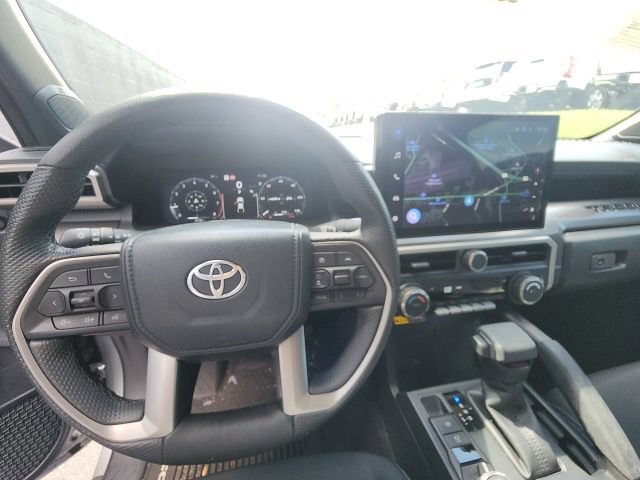 Used 2024 Toyota Tacoma TRD Off-Road w/ TRD Off Road Upgrade Package AWD/4WD image 22