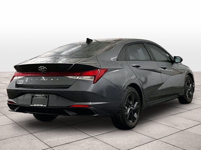 Used 2023 Hyundai Elantra SEL FWD image 11