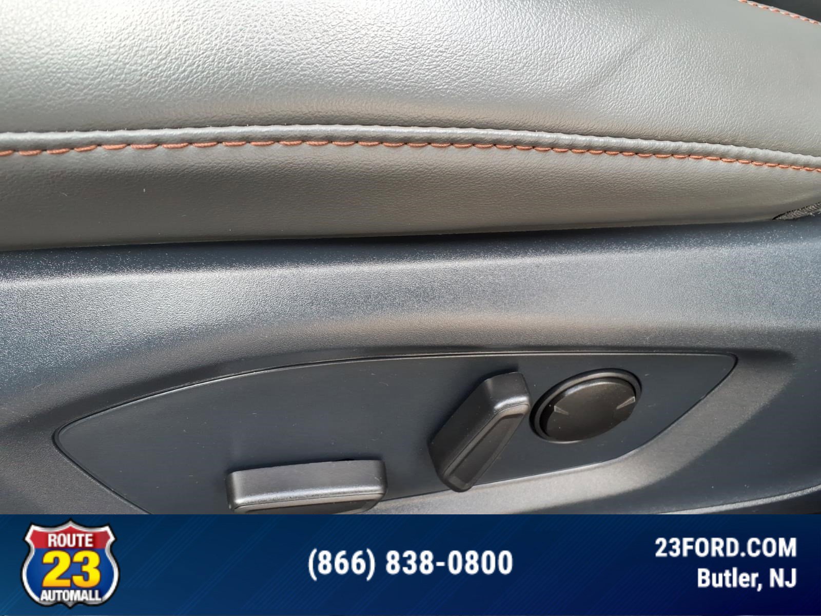 Certified 2025 Ford Explorer Active w/ Active Comfort Package AWD/4WD image 22