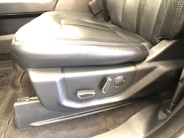 Certified 2020 Ford Expedition Limited w/ Special Edition Package AWD/4WD image 11