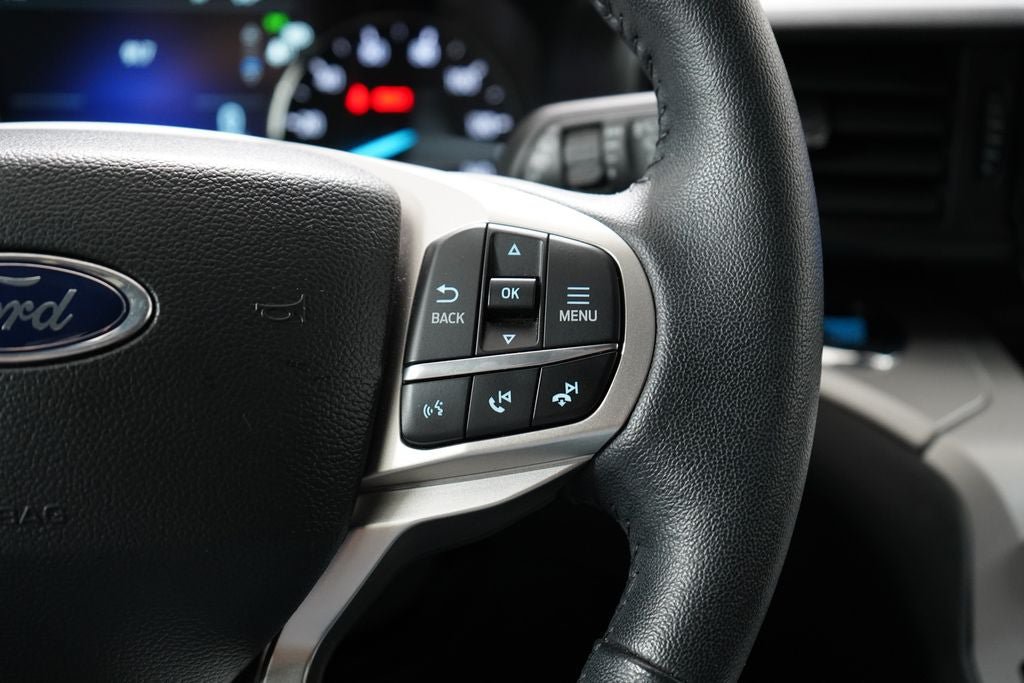 Certified 2024 Ford Explorer XLT AWD/4WD image 16