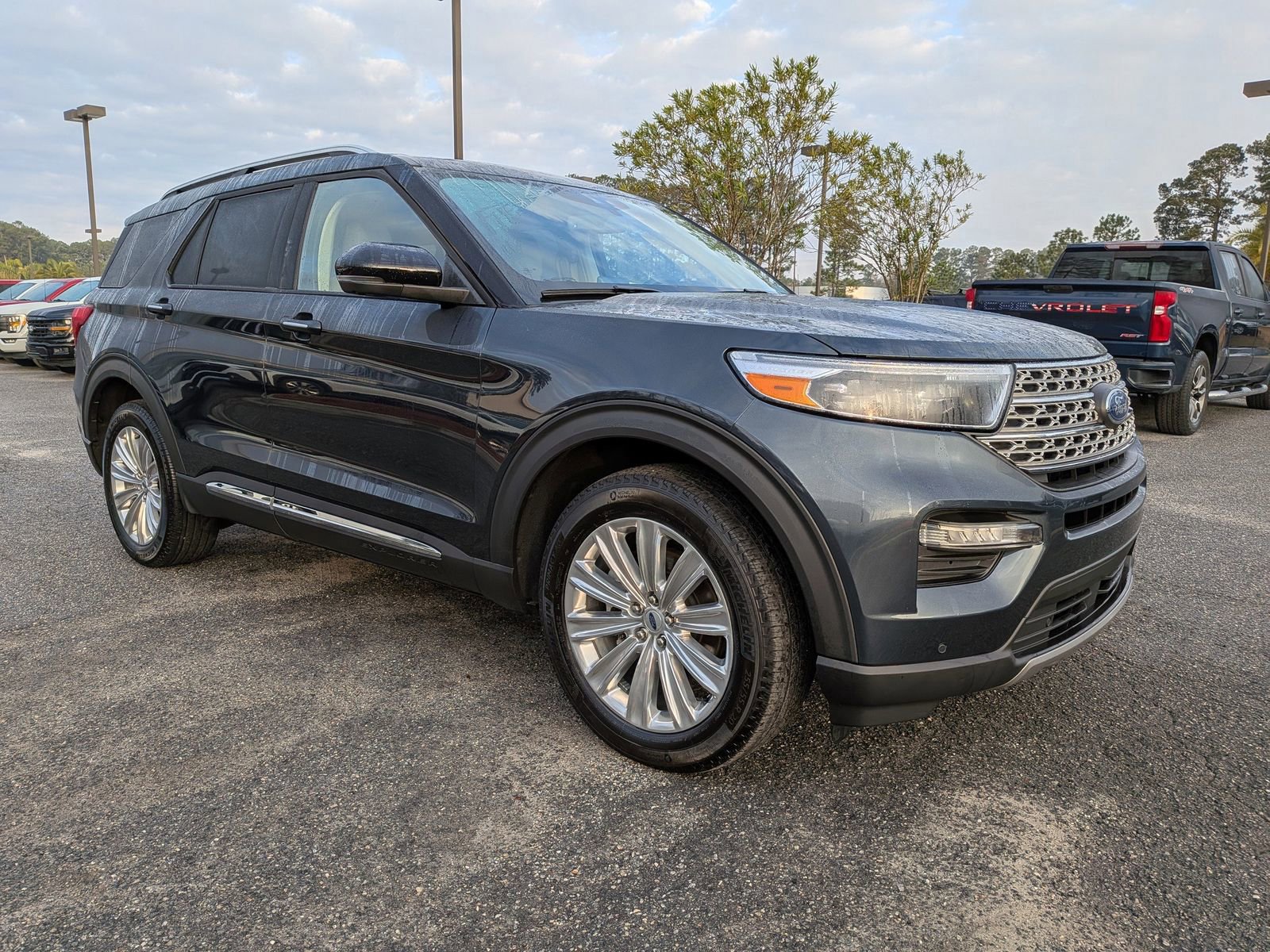 Certified 2023 Ford Explorer Limited w/ Limited Technology Package image 8