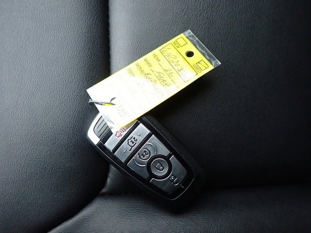 Certified 2022 Ford Explorer XLT w/ Equipment Group 202A image 30