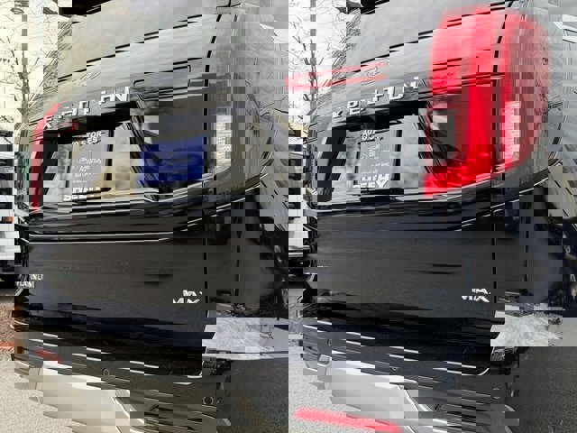 Certified 2025 Ford Expedition Max Platinum image 39