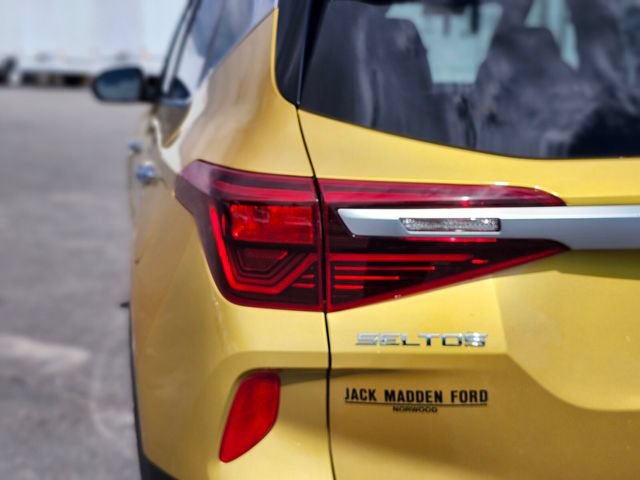 Used 2021 Kia Seltos SX AWD/4WD image 9