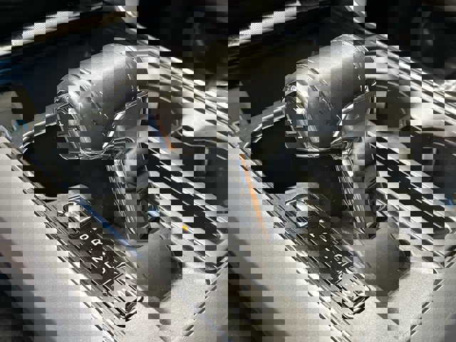 Certified 2021 Ford F150 Lariat w/ Equipment Group 502A High image 27